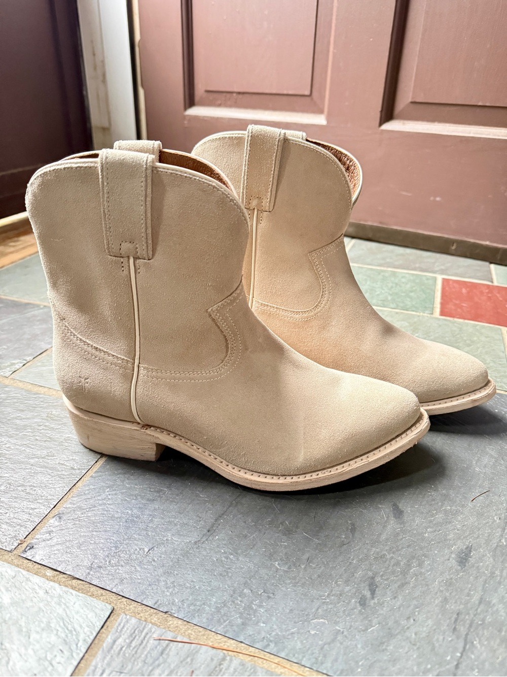 Frye Billy Short Ivory White Suede Ankle Boots Women’s 8.5